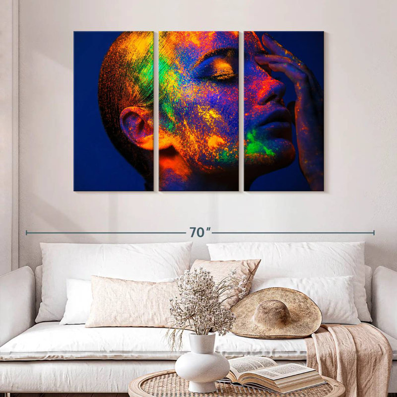 Senne Glowing Beauty, 32" H x 50" W