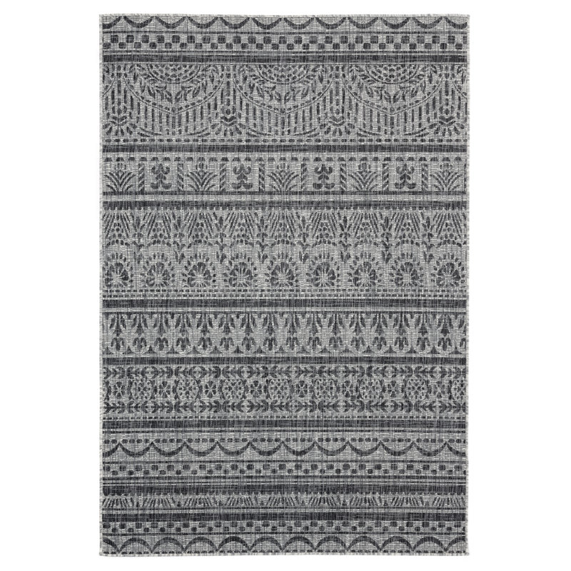 Tapis noir Efecan Ikat, Rectangle 5 pi 3 po x 7 pi 6 po