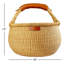 Panier en osier tissé à la main