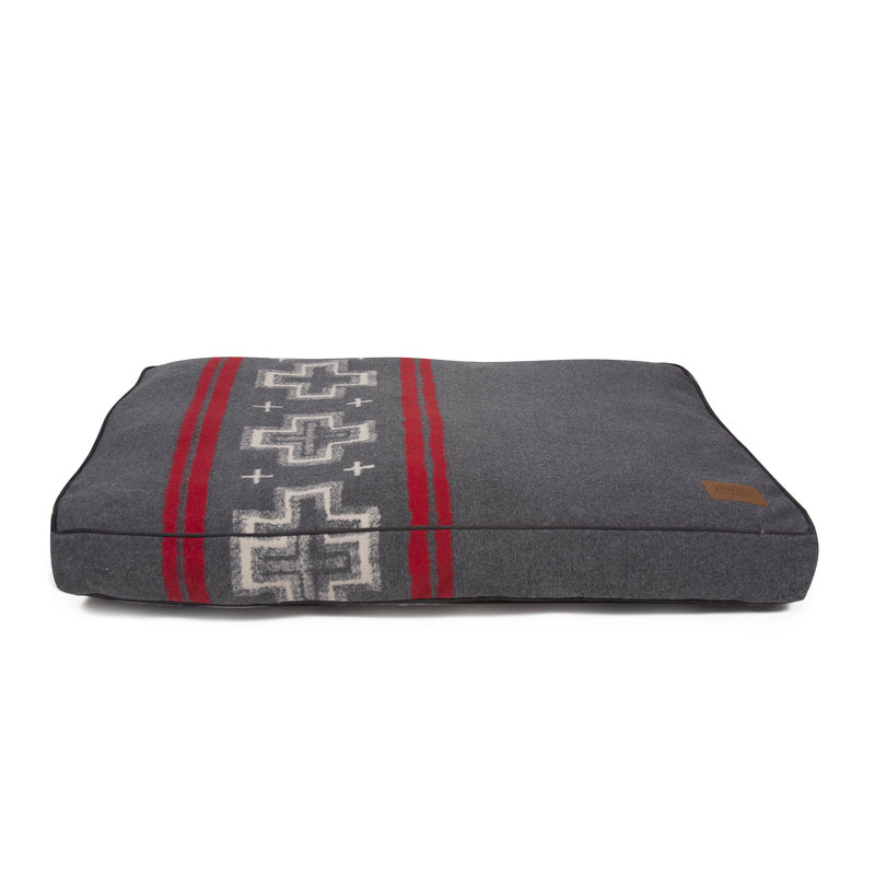 Pendleton San Miguel Pet Napper Dog Bed with Removable Cover, 4" H x 40" W x 32" D