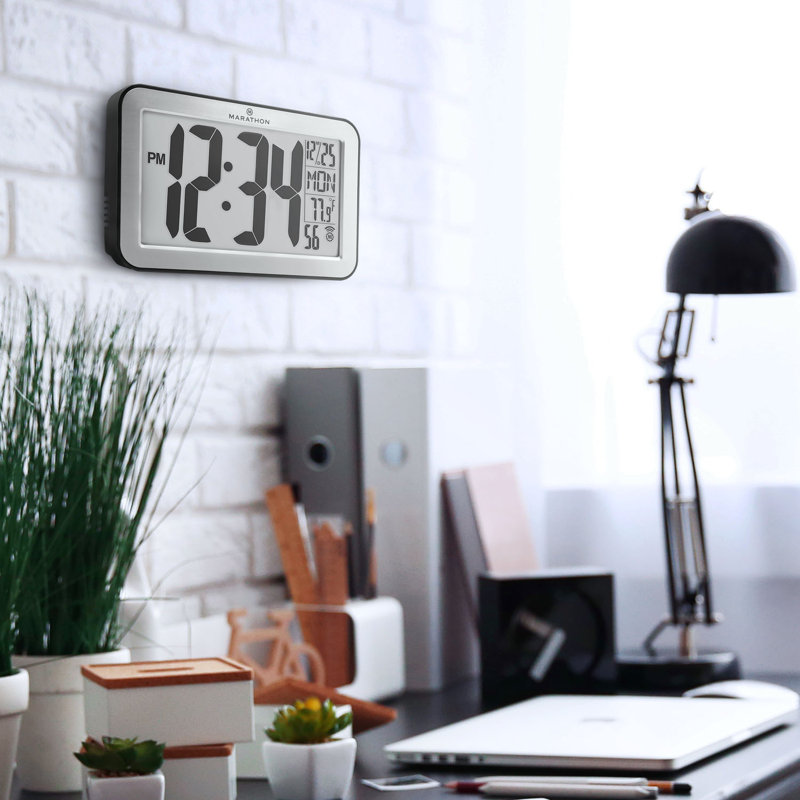 Horloge murale atomique, Argent