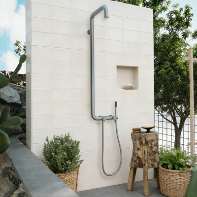 Douche d'extérieur murale en acier inoxydable 304 avec douche à main