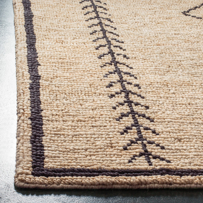 Bohemian Hand-Woven Ivory/Black Area Rug, Rectangle 4' x 6'
