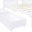 Lit plateforme simple blanc avec garde-corps et possibilités de rangement pour lit simple