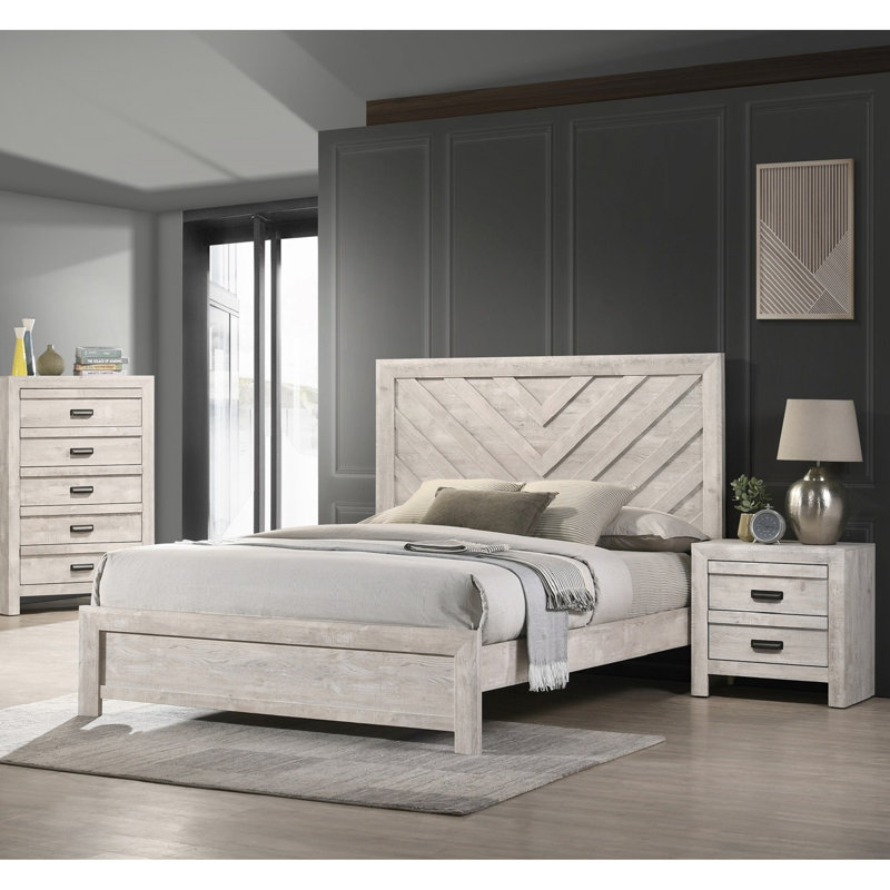 Grand lit rustique beige et gris, tête de lit à motif géométrique, finition en bois massif et bon