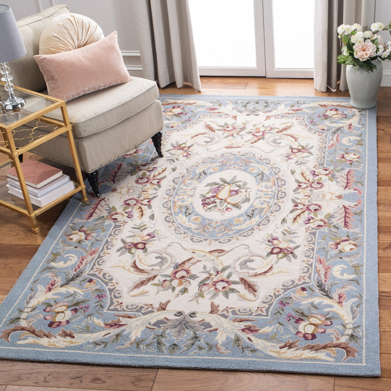 Tapis en laine crocheté à la main à motif floral Brayton, Rectangle 5 pi 3 po x 8 pi 3 po