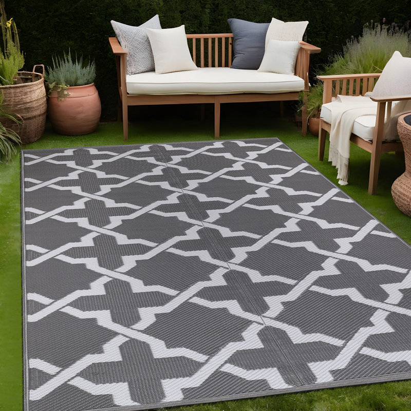 Tapis d'extérieur blanc réversible Aldo, Rectangle 5 pi 2 po x 7 pi 6 po