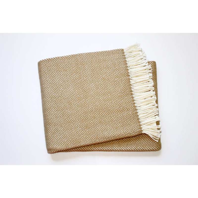 Jeté 70 po x 55 po en mélange de coton rose et blanc à chevrons, Pierre