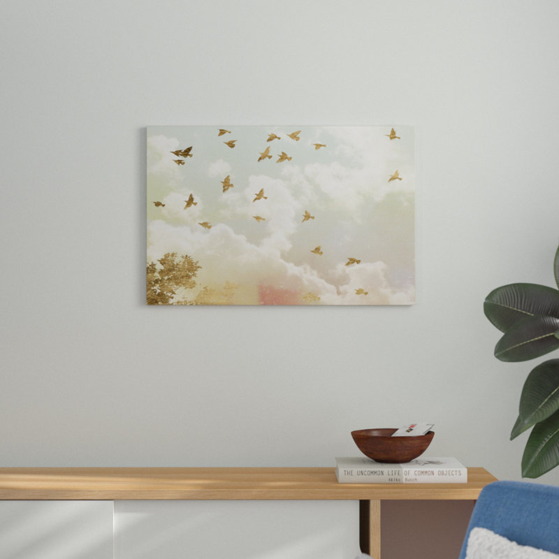 «Golden Flight I», impression sur toile, H 20 po x l 30 po