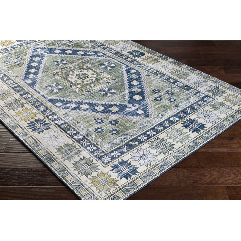 Fleckenstein Oriental Indoor Rug, Runner 2'6" x 7'6"