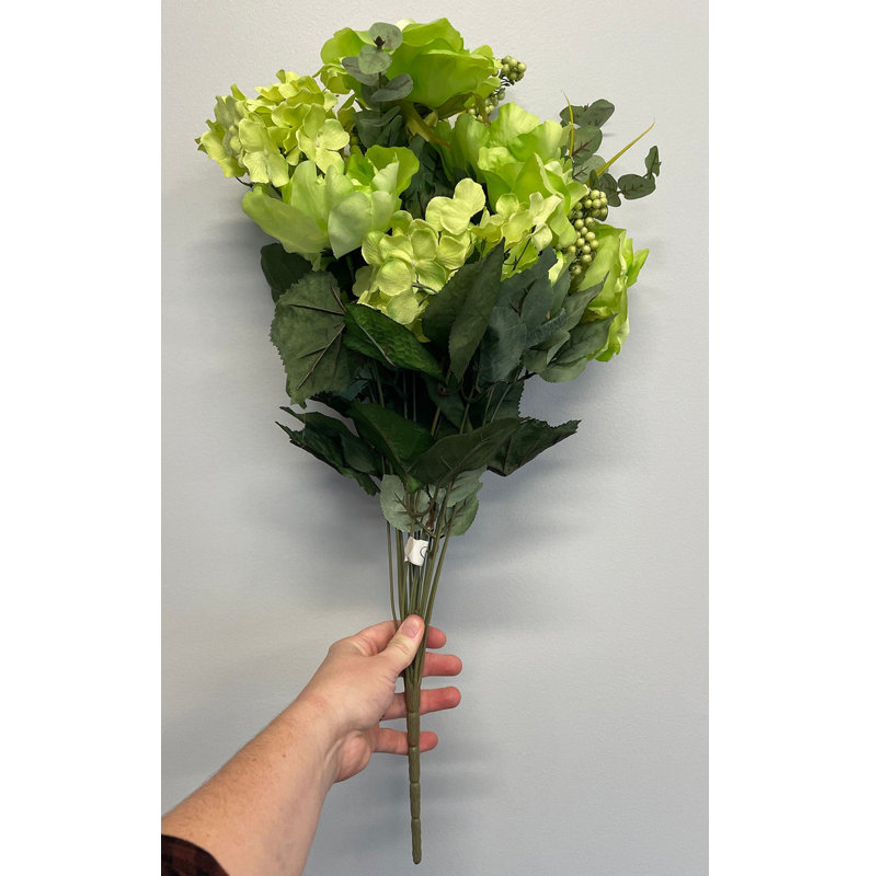 Rose, hortensia, pivoine