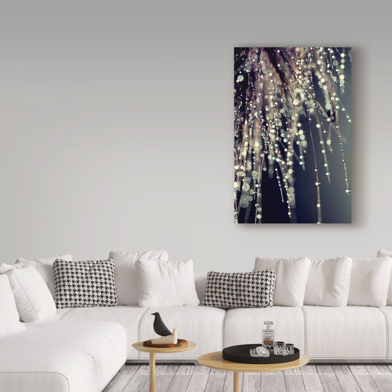 Modern & Contemporary, 19" H x 12" W x 2" D
