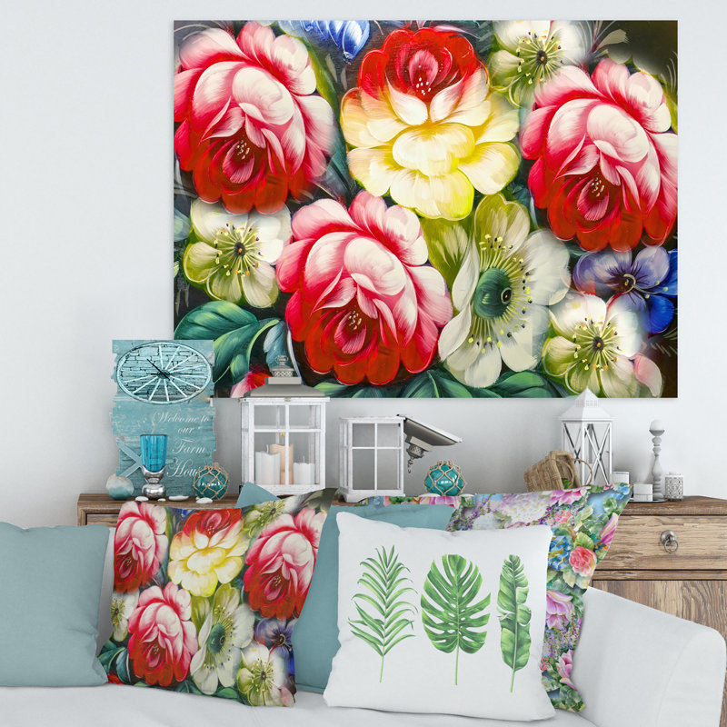 Nature morte rétro avec fleurs rouges et jaunes - impression traditionnelle, H 16 po x l 32 po x p 1 po, Toile tendue