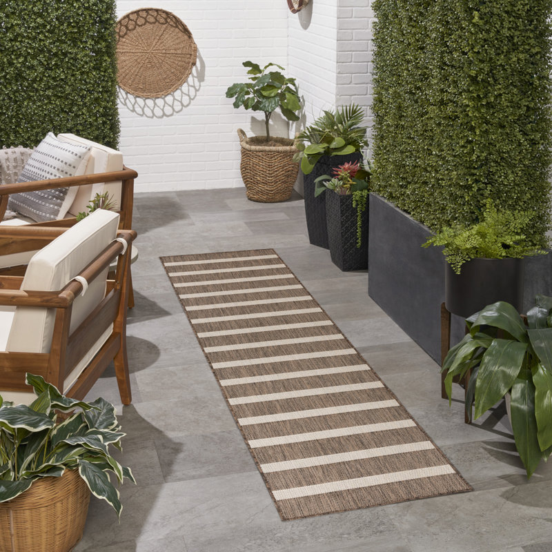 Shaila Striped Indoor / Outdoor Rug, Natural/Ivory, Runner 2'2" x 8'