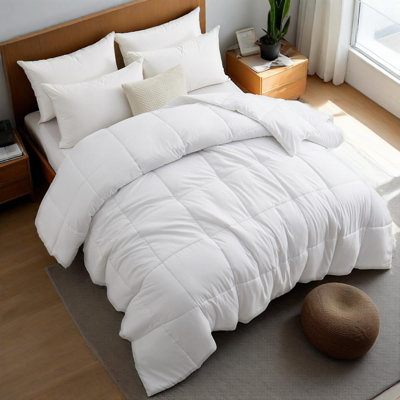 Down Alternative Comforter