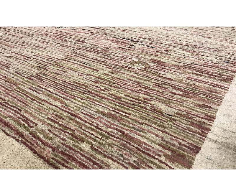 Hand-Knotted High-Quality Cream Area Rug