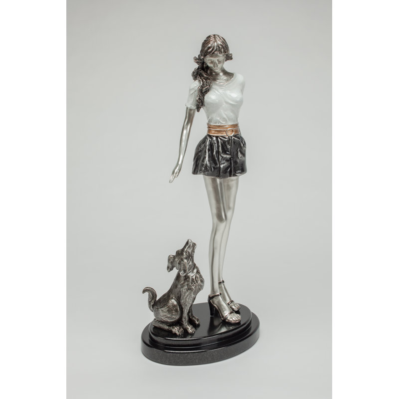 Figurine
