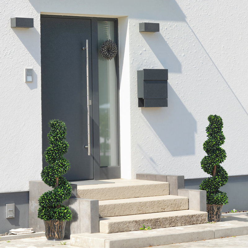 Springfield 120cm Faux Boxwood Topiary in Pot