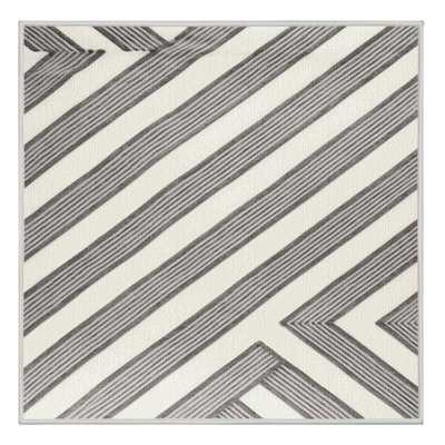  Tapis blanc lavé rayé gris clair