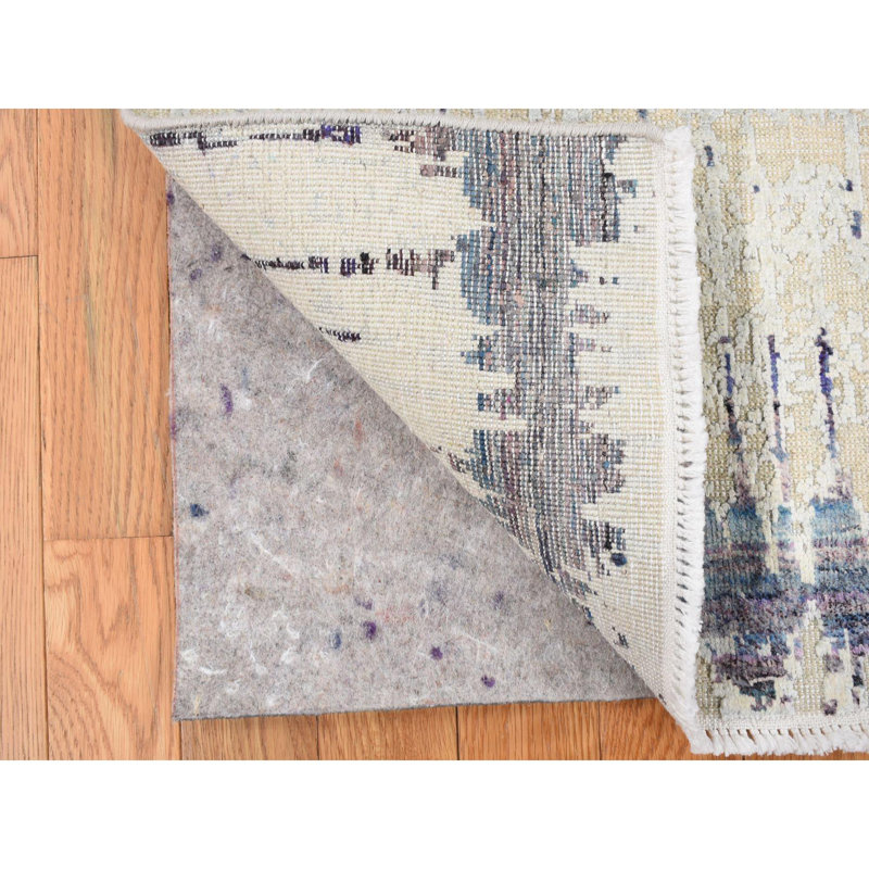 Tapis rectangulaire nouvel âge en soie Carabelle
