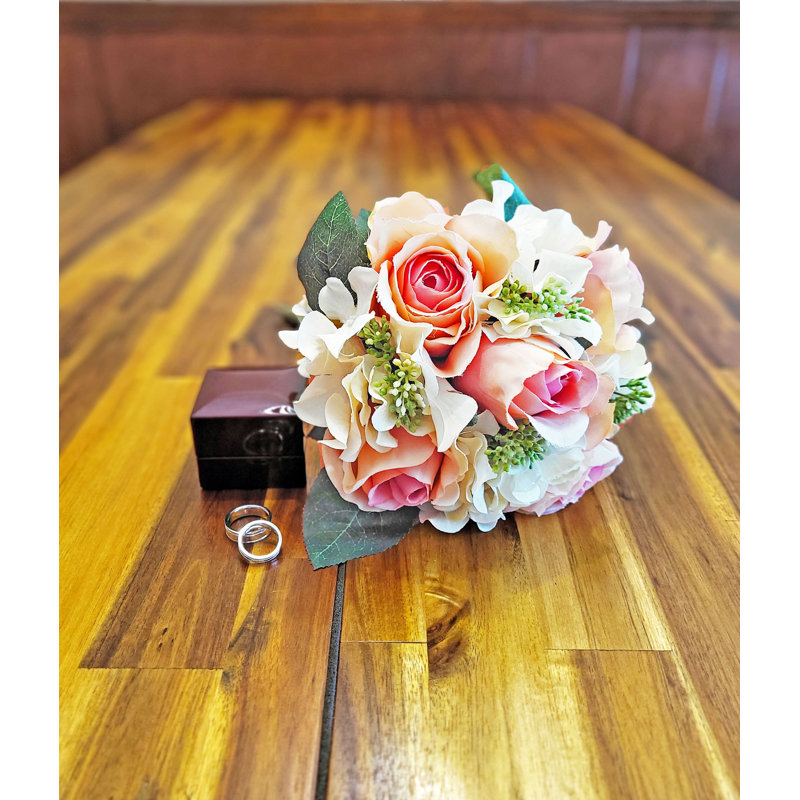 Arrangement floral artificiel, Rosé