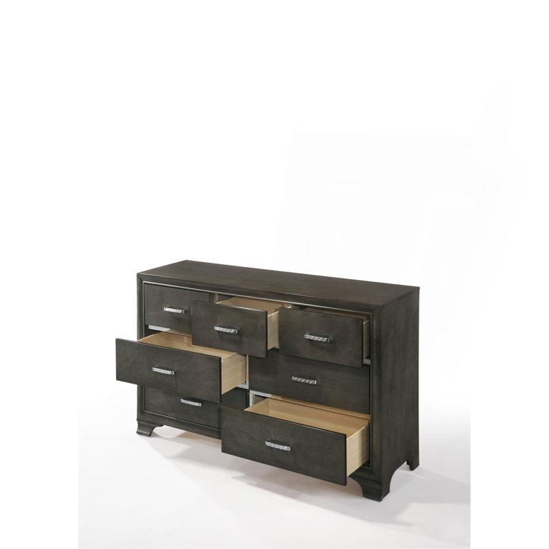 Commode sophistiquée à 7 tiroirs avec un savoir-faire exquis et un design fonctionnel