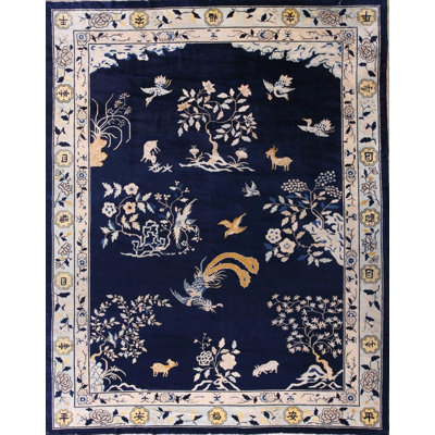 Hand Knotted Wool Area Rug in Blue