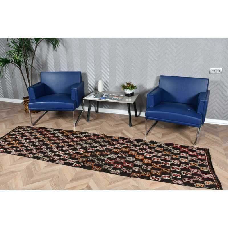 Chemin de table noir Kilim turc rétro brodé de motifs aztèques vibrants pour une touche organique dans votre chambre à coucher ou votre couloir
