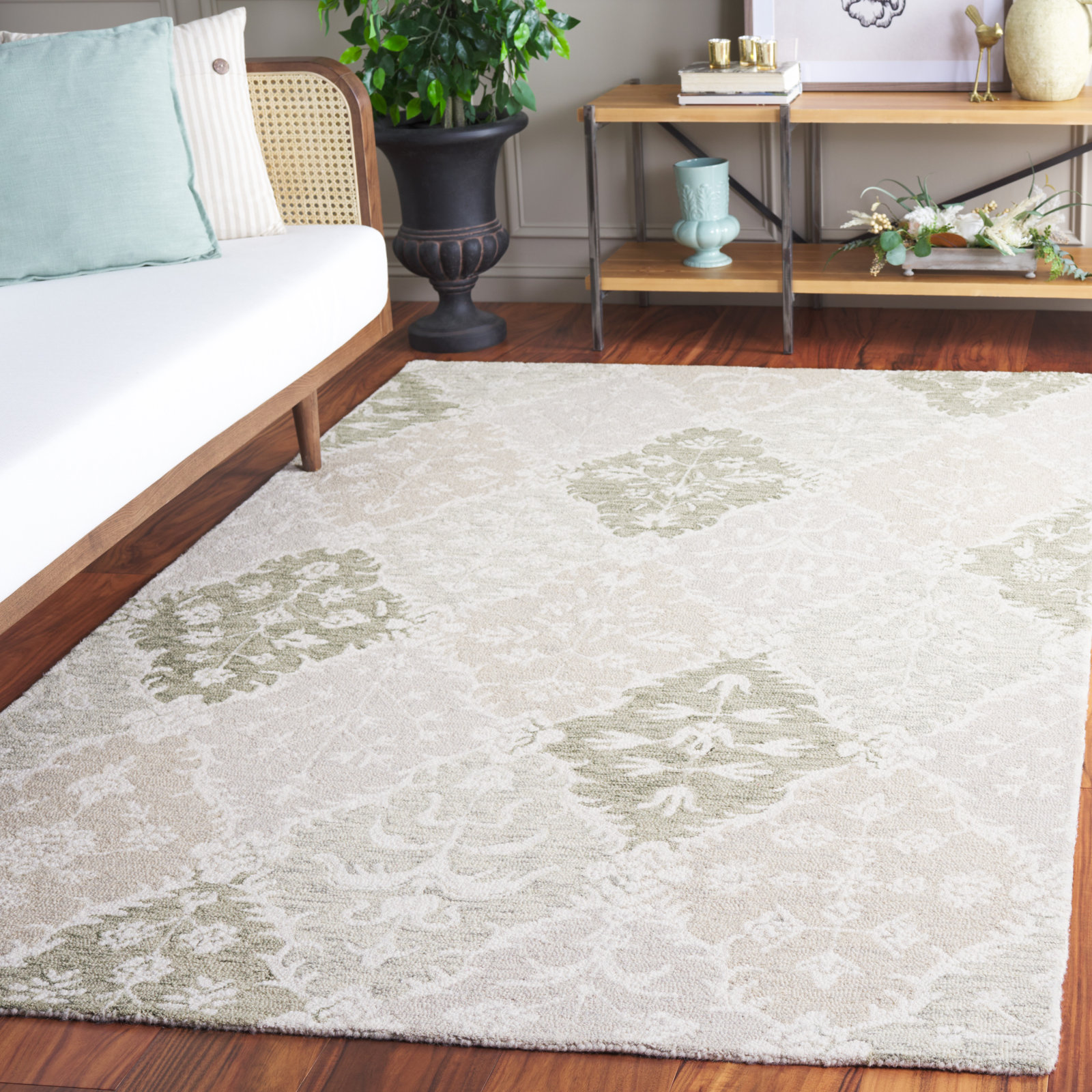 Garvin Hand-Tufted Wool Floral Rug, Rectangle 5' x 8'