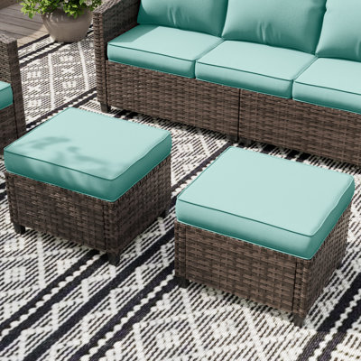 Repose-pieds d'extérieur en osier avec coussin Ramsdell (PE) 25 po