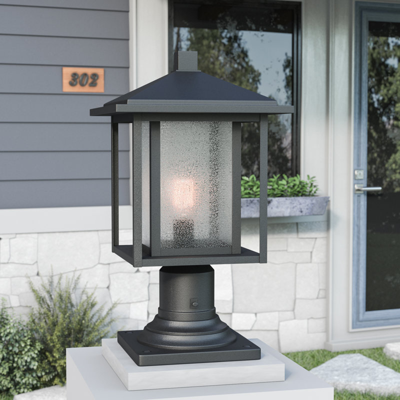 Luminaire à fixation sur mât câblé 1 lumière Iwan, H 18 po x l 11 po x p 11 po, Noir