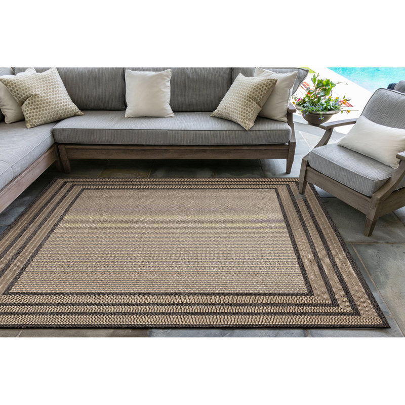Tapis Mireyda, Carré 7 pi 10 po