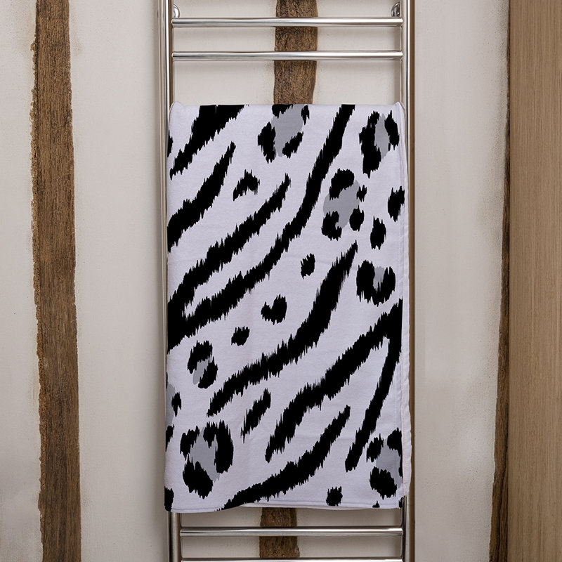 Howardwick Midweight Bath Towel