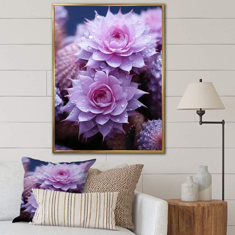«Tremir Pink Cactus Delicate Intricacies Fishhook III», reproduction sur toile, H 44 po x l 34 po x P 1,5 po