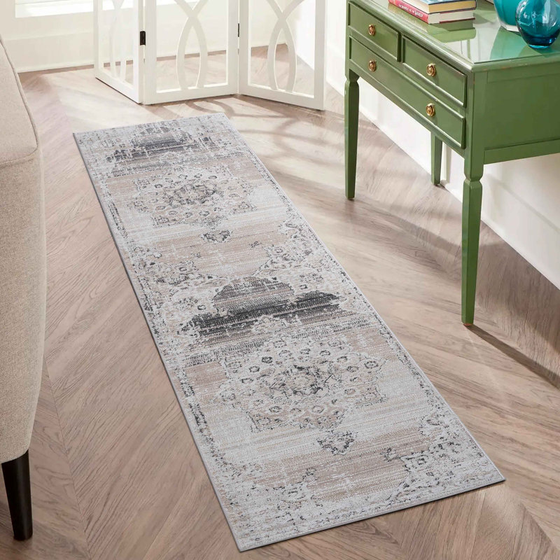 Collection Medallion Runner Rug, Runner 2'2" x 8'