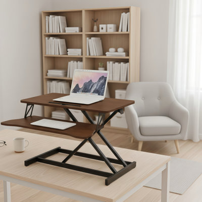Convertisseur de bureau pour travailler debout réglable de 32 pouces de hauteur, configuration pour deux écrans et un ordinateur portable, large plateau pour clavier, couleur noyer, structure pour travail de bureau, poste de travail assis-debout, espaces idéaux