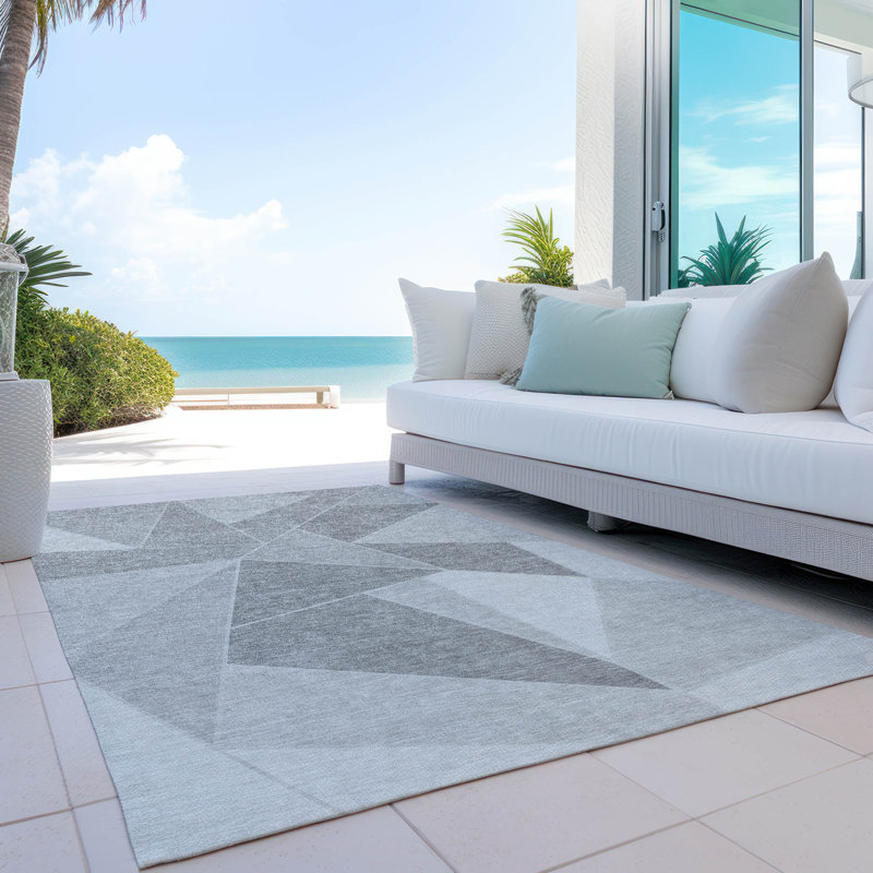 Geometric Indoor / Outdoor Rug, Rectangle 5' x 7'6"