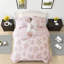 De literie pour très grand lit, microfibre rose floral, chambre de ferme