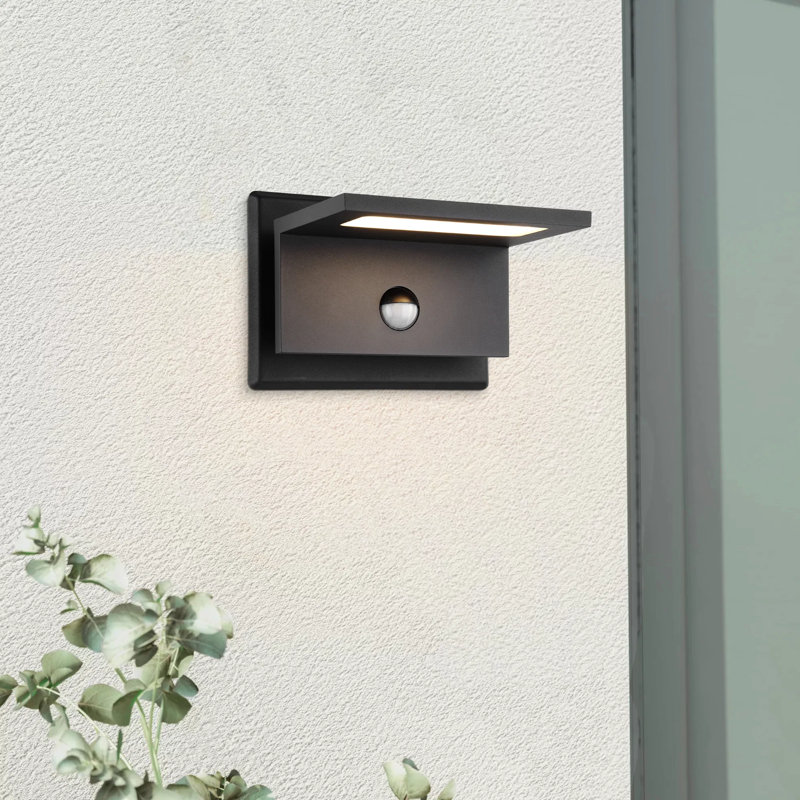 Lampe murale d'extérieur à détecteur de mouvement PIR en aluminium moulé sous pression, 7,17 po x 5,94 po x 5,24 po, DEL 9 W / 680LM, plage de détection de 32 pi / IP65 imperméable, blanc
