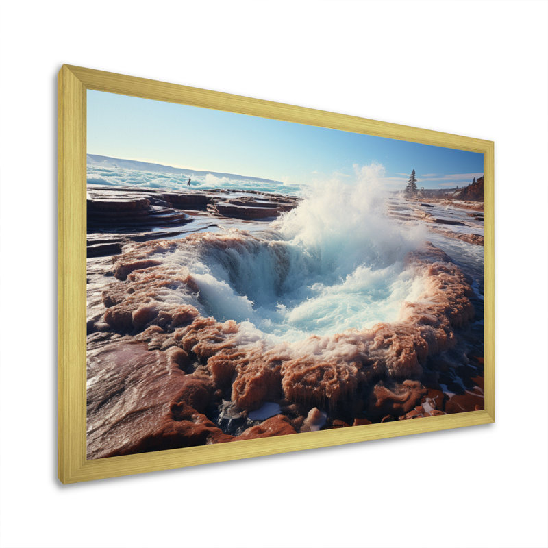 Maripat " Geyser Natures Force I ", H 24 po x l 32 po x P 1 po, Cadre doré à une seule photo