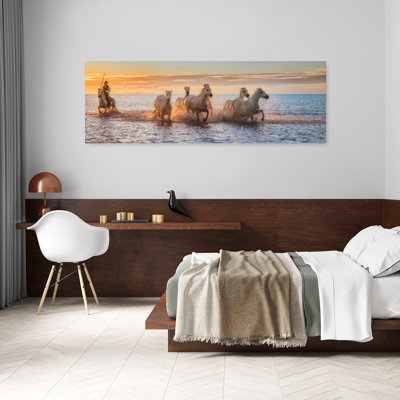 «Camargue Horses Sunset Run Dramatic Elegant Abstract Horse Ocean Sunset», art mural