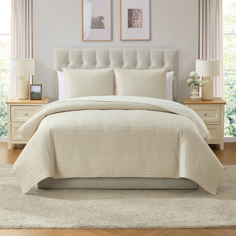 Ensemble de courtepointe en microfibre 3 pièces VCNY Home, Courtepointe de grande taille et 2 taies décorati, Beige