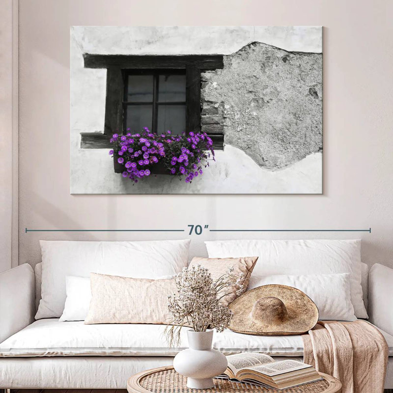 Lilie Purple Flower Box BW, 34" H x 51" W