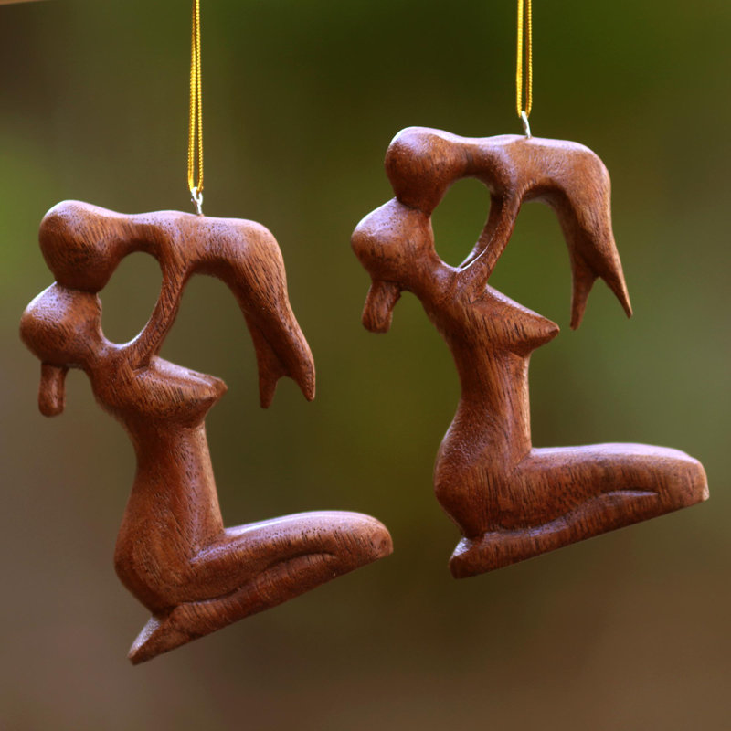 Ensemble de 2 ornements en bois sculpté à la main en bois ludique mère et baby