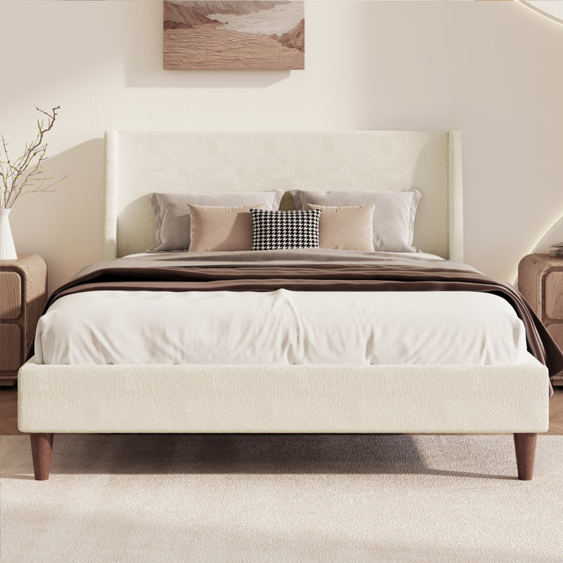 Lit plateforme tapissier sans sommier, Grand lit