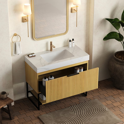 Meuble-lavabo autoportant de 36 po avec comptoir en pierre frittée blanche, lavabo encastré en céramique, tiroir d'armoire en contreplaqué et tablette ouverte, plateau en grain de chêne naturel, armoire rayée de haute qualité,