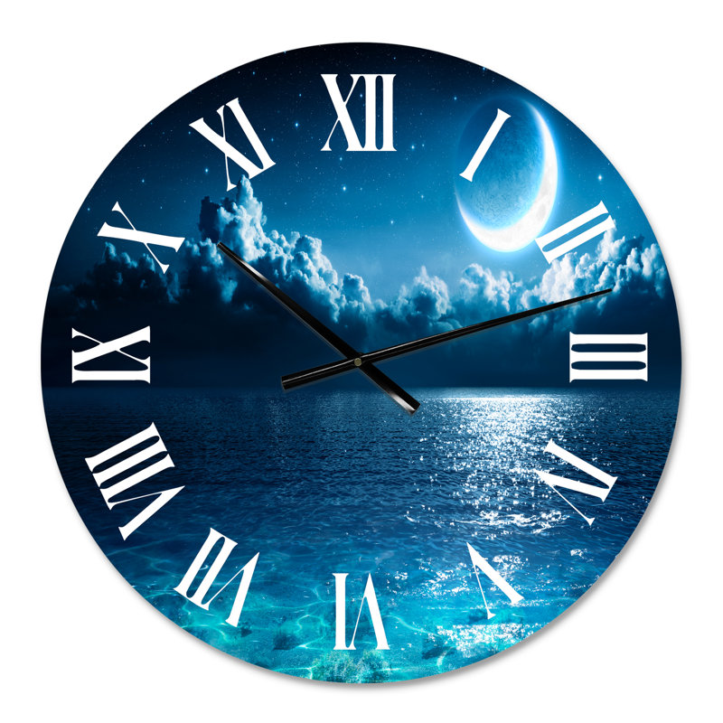 Horloge murale romantique et romantique sur une mer bleue profonde I, Moyen