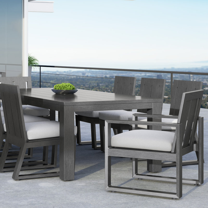 Redondo Outdoor Dining Table