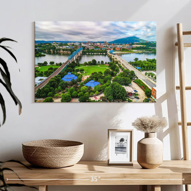 Chattanooga, Tennessee, H 16 po x l 24 po