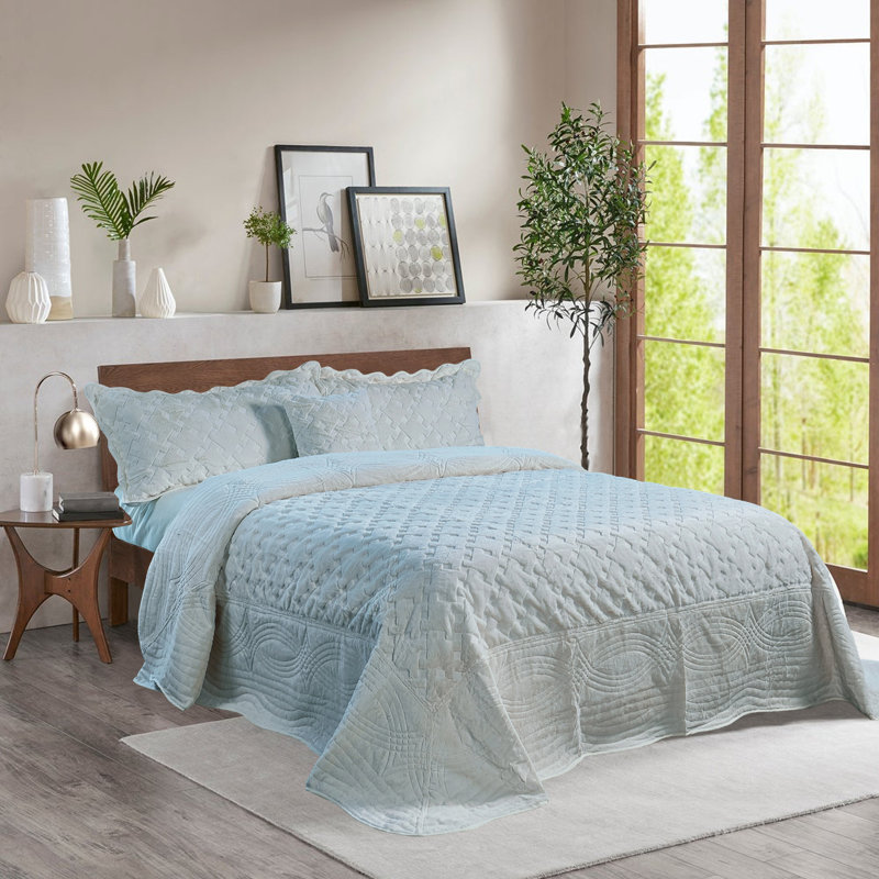 4 Piece Tatami Quilted Faux Fur Set, King Coverlet + 3 Additional Pieces, Grey